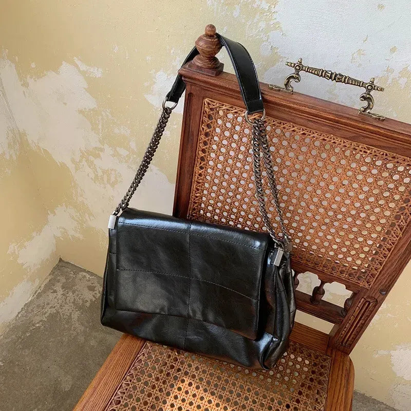 Bolsa Keira de Luxo Tiracolo em Couro