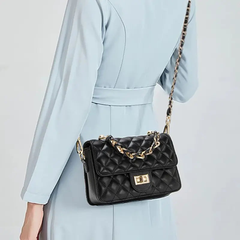 Bolsa Margot Pequena de Couro com Ferragem Banhada a Ouro