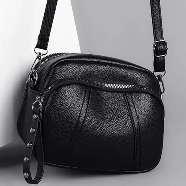 Bolsa Bella Tiracolo Pequena de Ombro em Couro