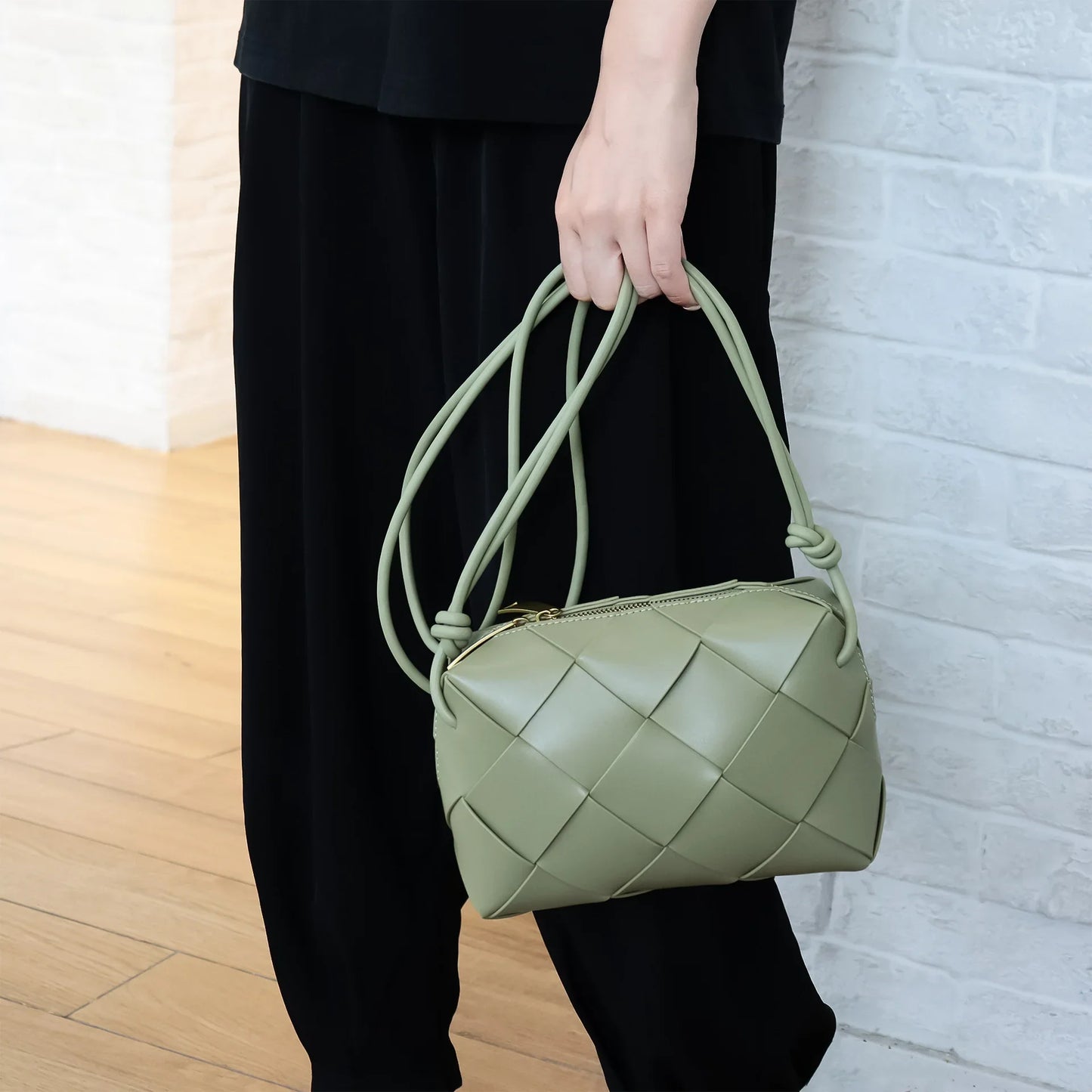 Bolsa Zadie Quilted Pequena de Couro Entrelaçado