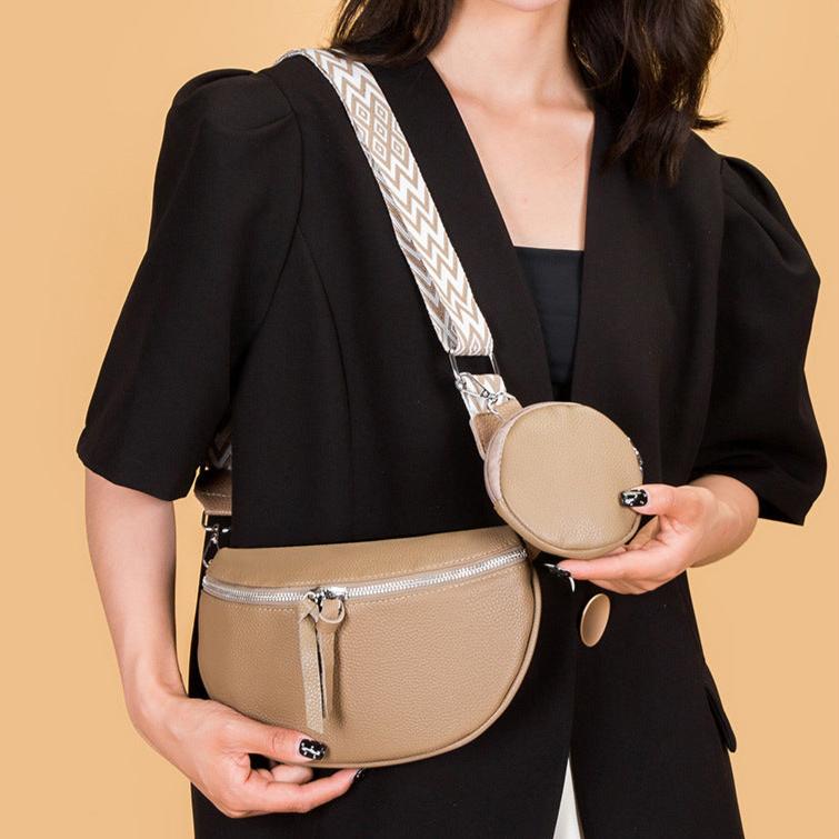 Bolsa Caroline Pochete de Couro com Alça Listrada