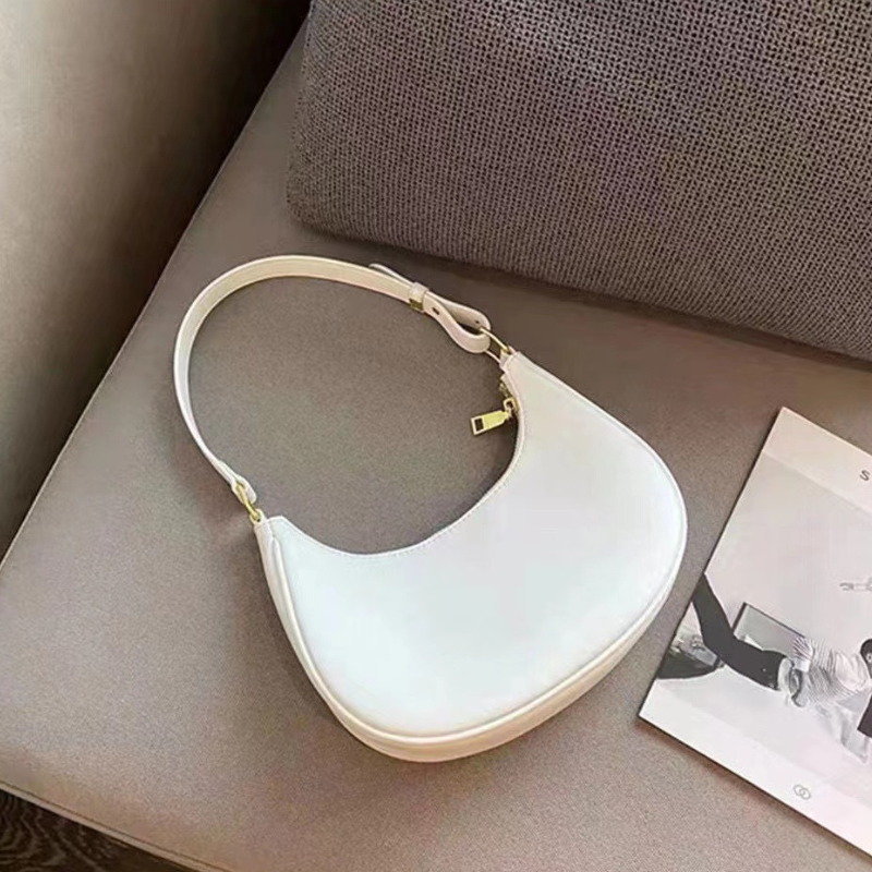 Bolsa Ciara Baguete Minimalista