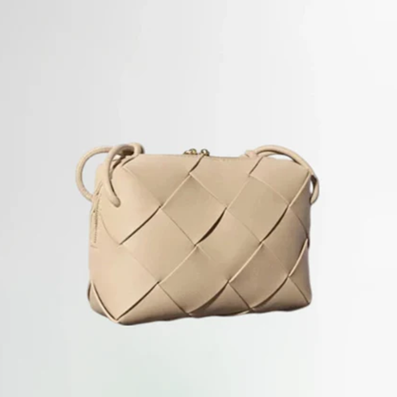 Bolsa Zadie Quilted Pequena de Couro Entrelaçado