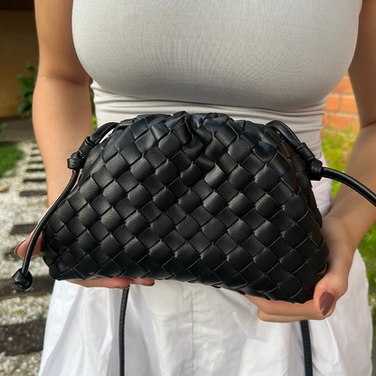 Bolsa Eudora Pequena em Couro Trançado