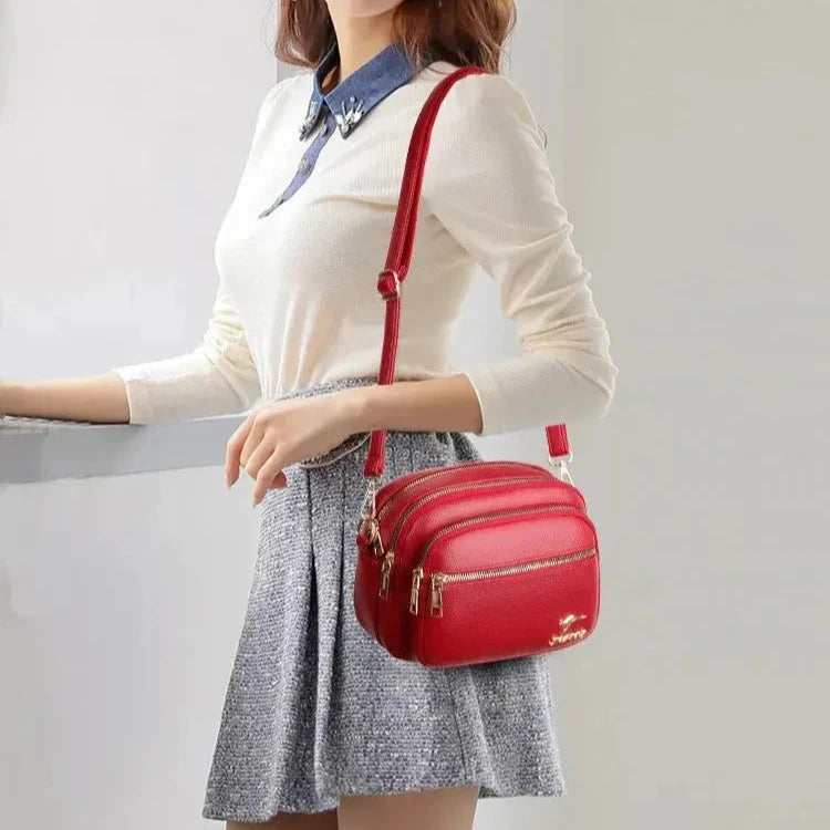 Bolsa Brooke Tiraclo de Couro com Design Vintage