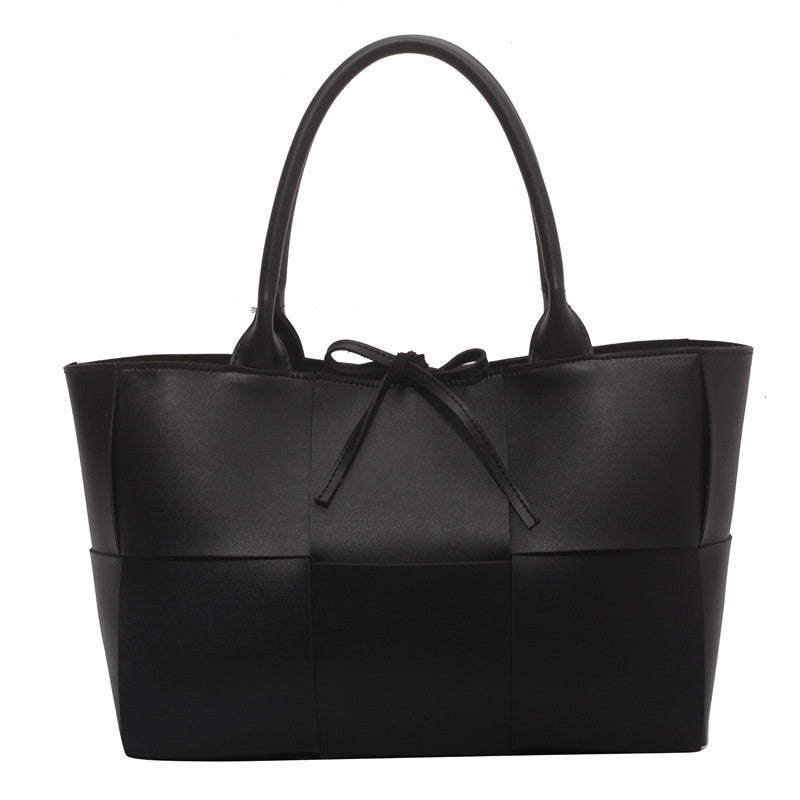 Bolsa Lanah Tote Grande Quadriculada em Couro Entrelaçado