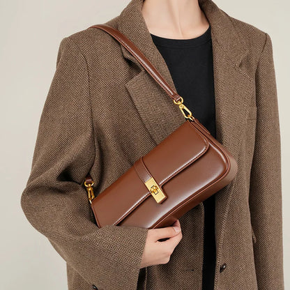 Bolsa Amaris Baguete Pequena de Couro de Ombro e Transversal