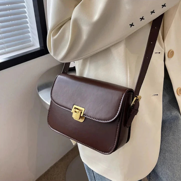 Bolsa Carteiro de Ombro e Transversal em Couro