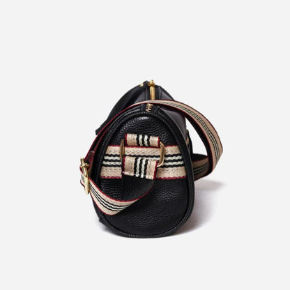 Bolsa Isabelle Tiracolo em Couro com Fecho Metálico