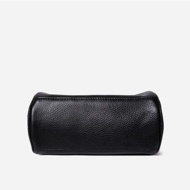 Bolsa Isabelle Tiracolo em Couro com Fecho Metálico