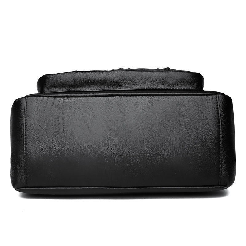 Bolsa Avery Pequena Tiracolo em Couro Macio