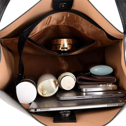 Bolsa Minimalista de Couro com Compartimentos Internos - La Rouge